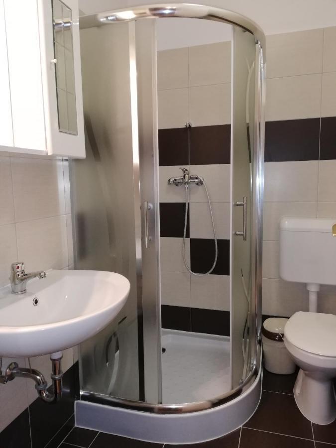 Völgy Apartman Eğri Dış mekan fotoğraf