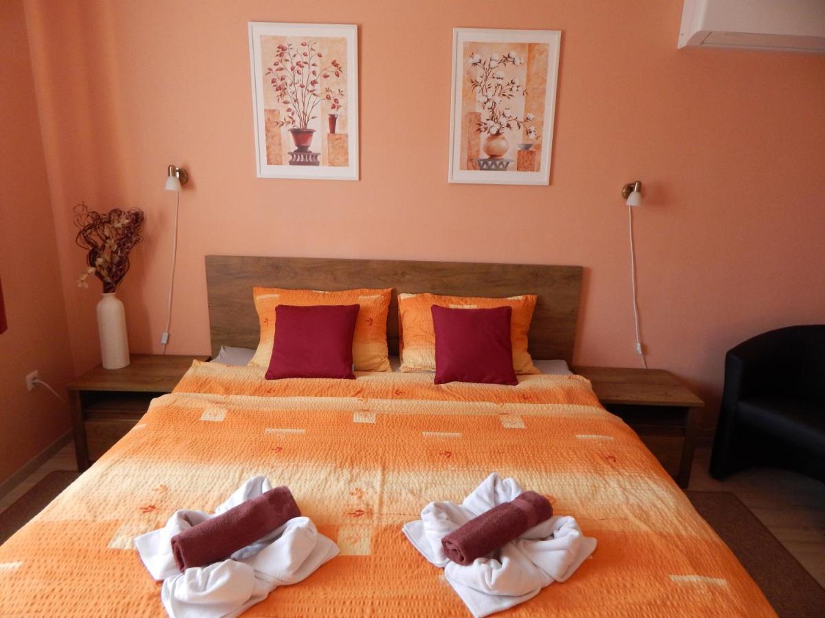 Völgy Apartman Eğri Dış mekan fotoğraf