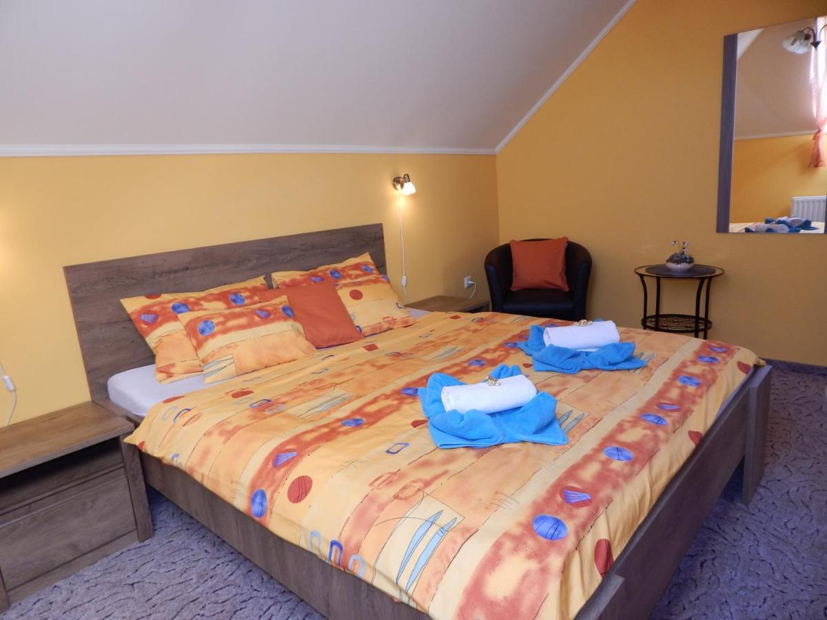 Völgy Apartman Eğri Dış mekan fotoğraf