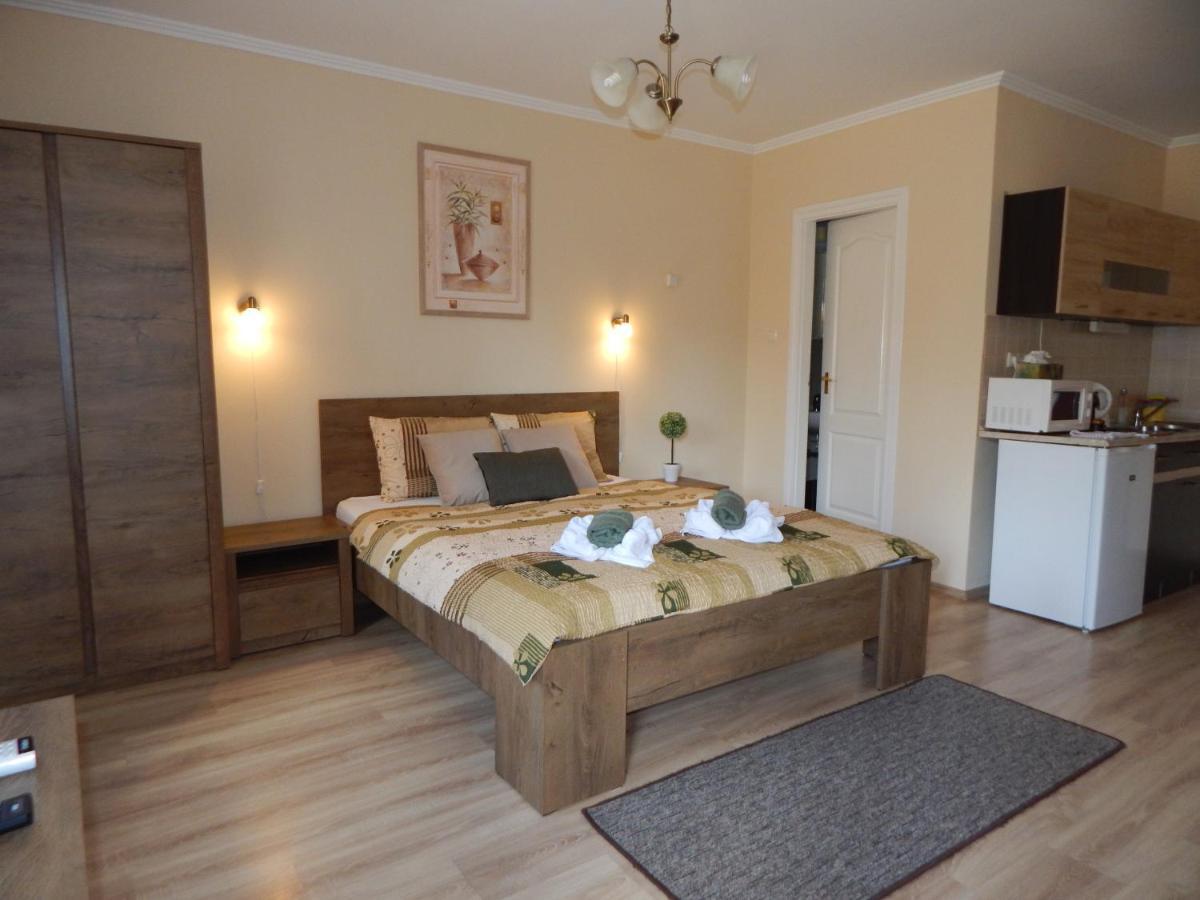 Völgy Apartman Eğri Dış mekan fotoğraf