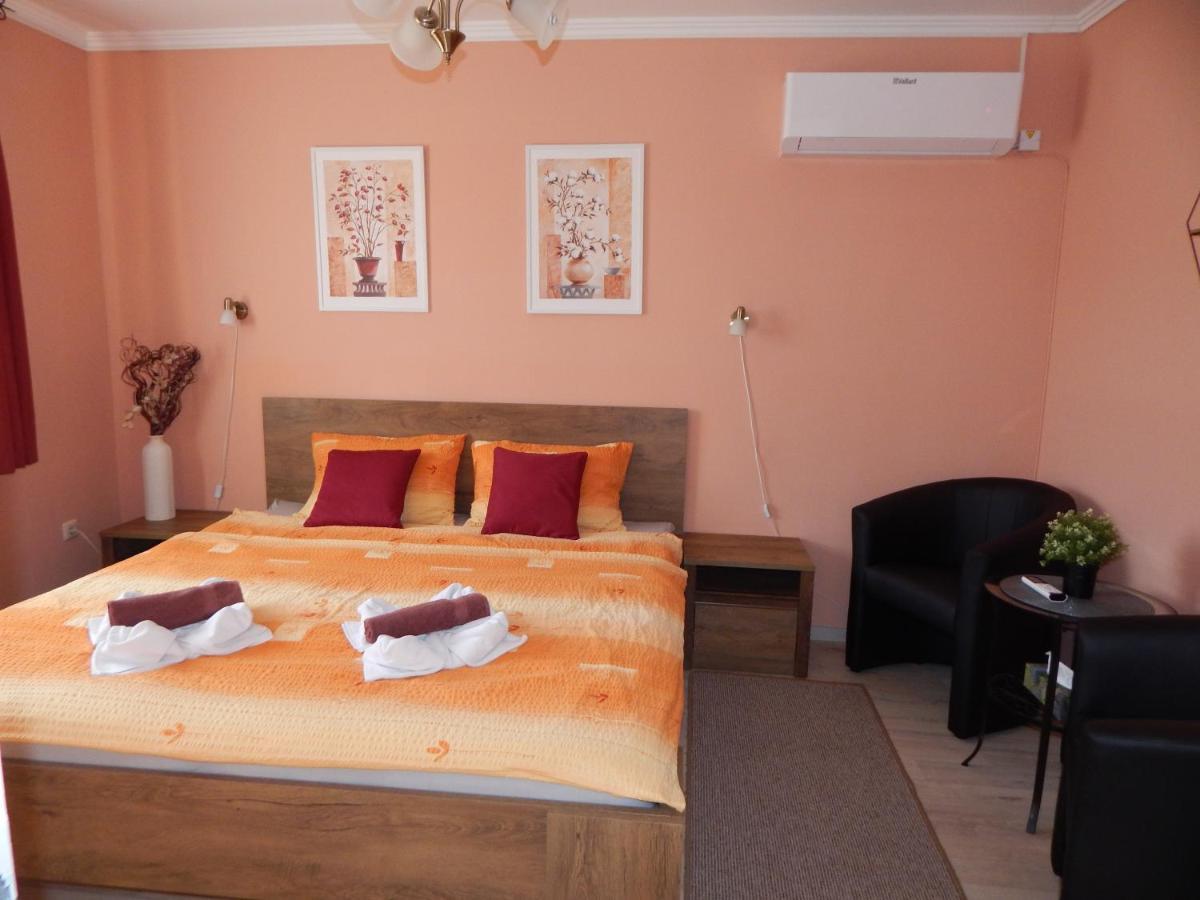Völgy Apartman Eğri Dış mekan fotoğraf
