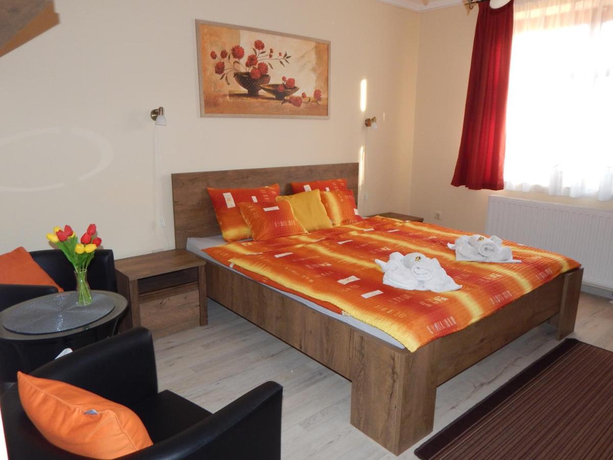 Völgy Apartman Eğri Dış mekan fotoğraf
