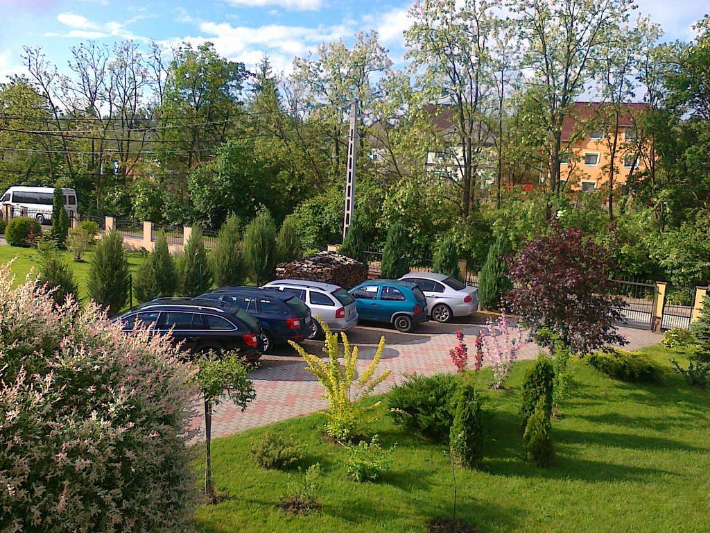 Völgy Apartman Eğri Dış mekan fotoğraf