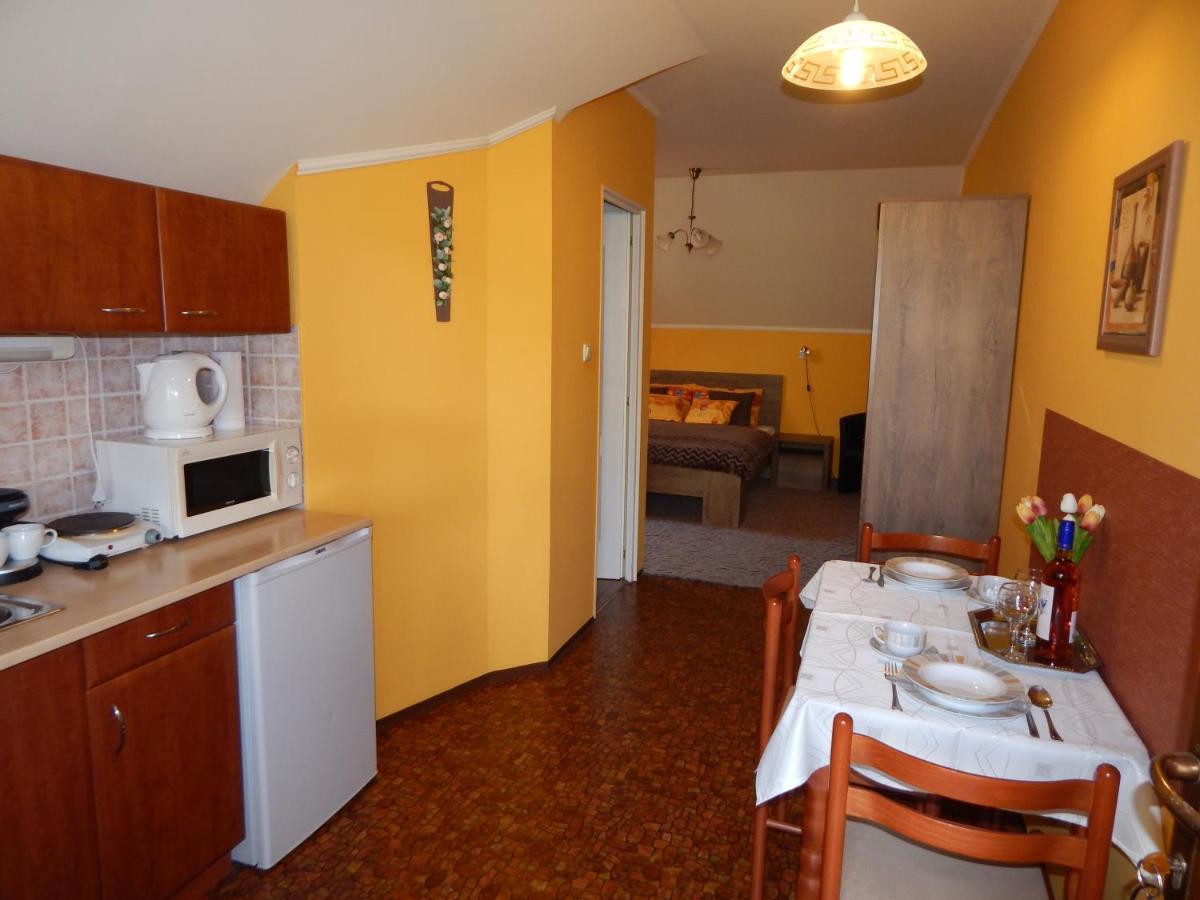 Völgy Apartman Eğri Dış mekan fotoğraf